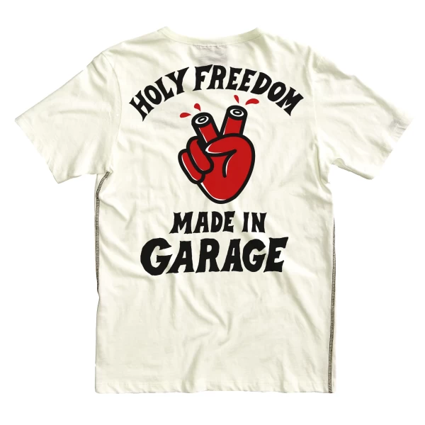 Front view of the Holyfreedom Mamatee recycled cotton T-shirt with clean everyday fit.