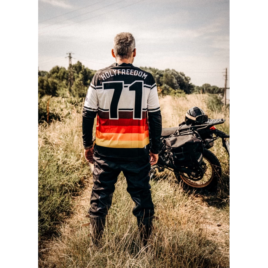 RAINBOW DIRTY JERSEY