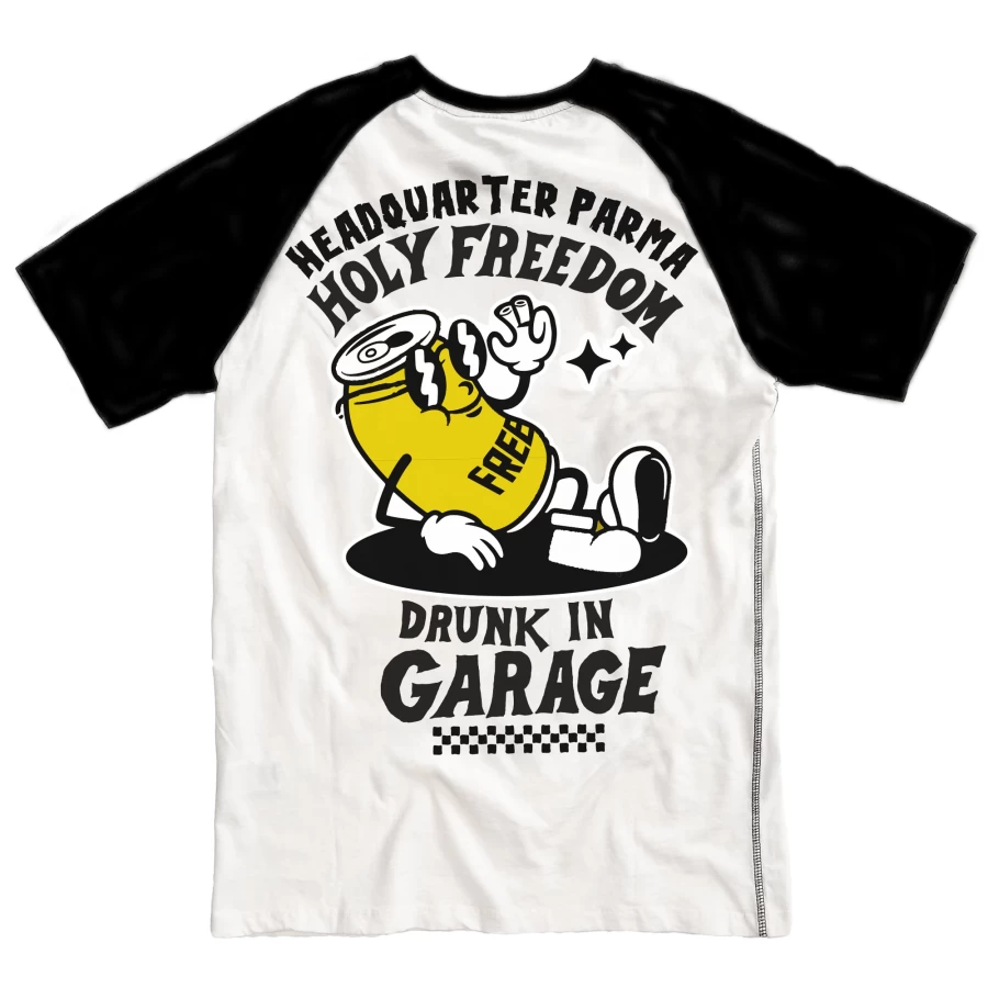 T-shirt Headquarter Holyfreedom frontale in cotone riciclato con vestibilità regolare.