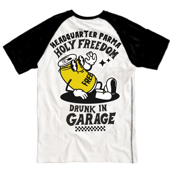 T-shirt Headquarter Holyfreedom frontale in cotone riciclato con vestibilità regolare.
