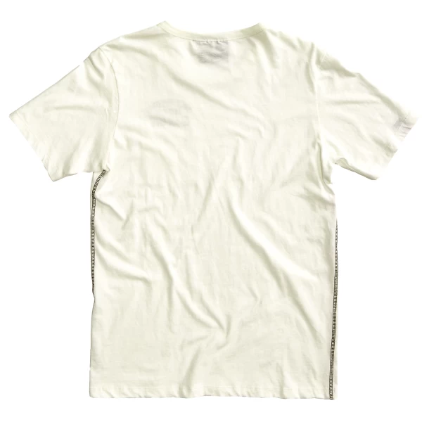 Front view of the Giant slub cotton T-shirt with a relaxed shape and textured handfeel.