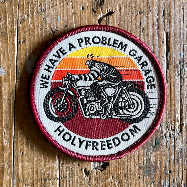 Patch Holyfreedom Sunset frontale, accessorio moto vintage con grafica originale.
