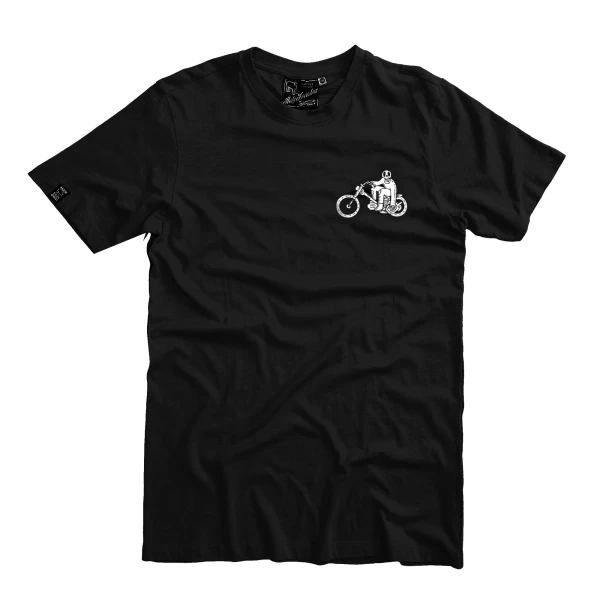 Vista frontale della Holyfreedom Crew Black T-Shirt donna in cotone riciclato e fit essenziale.