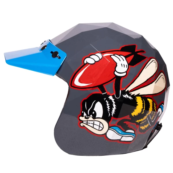 Vista frontale del casco vintage Holyfreedom Stealth Bee Fast, nero opaco e profilo deciso.
