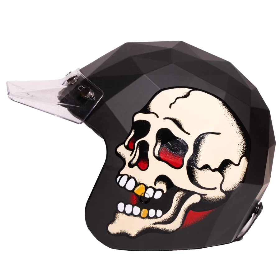 Vista frontale del casco vintage Holyfreedom Stealth O'Skull dipinto a mano.