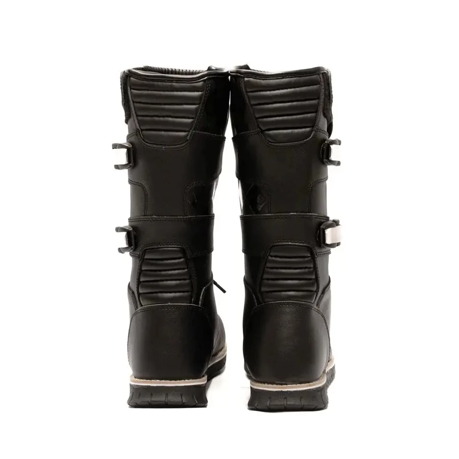 Holyfreedom Night Hawk High CE, stivali moto alti in pelle nera con vista frontale.