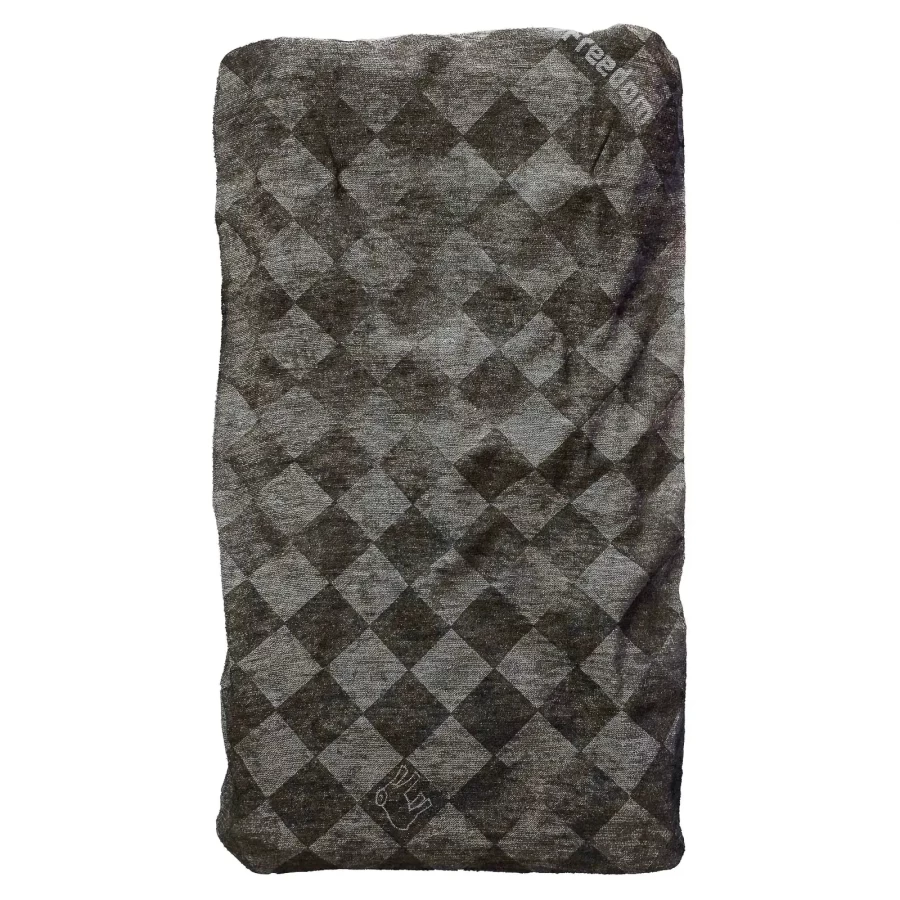 Bullit Dark Merinos Holyfreedom winter tube scarf front view in two-fabric construction.